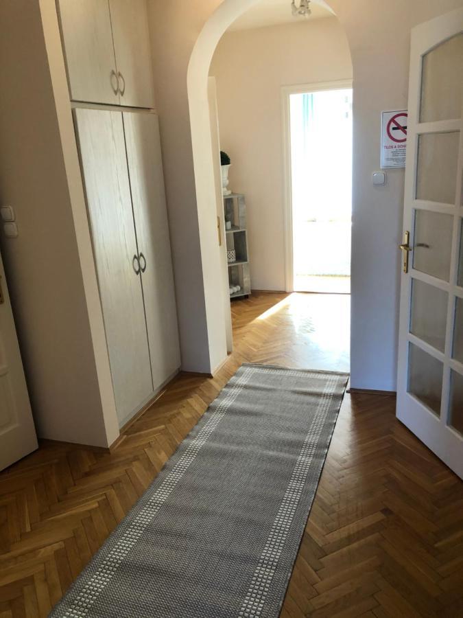 Szeged Gyoengye Exterior foto